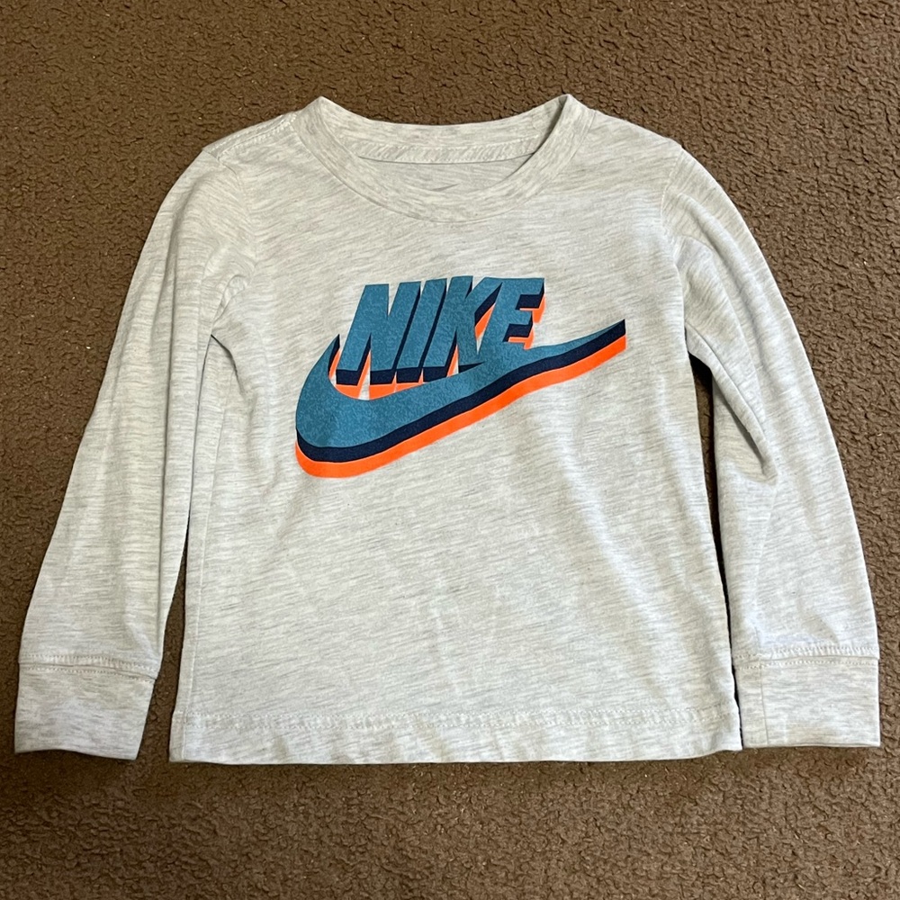 Nike Kids Gray Long Sleeve Shirt
